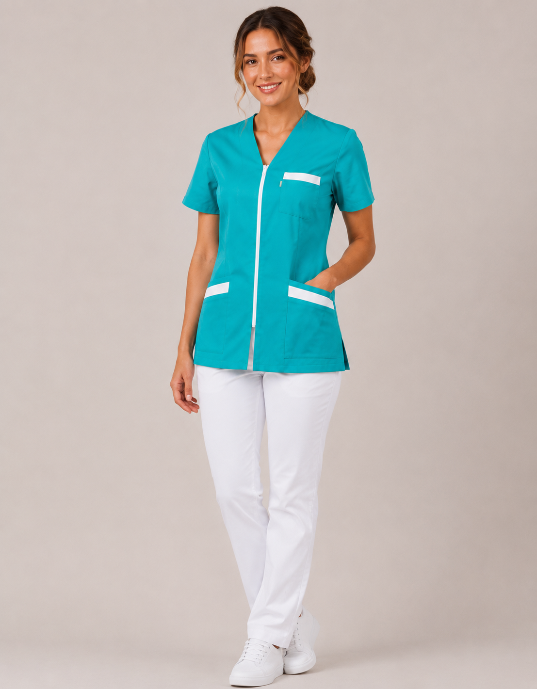 Blouse Médicale Femme en Couleurs à Fermeture Zippée – 100% Coton – Coupe Ajustée – Longueur 70-73 cm