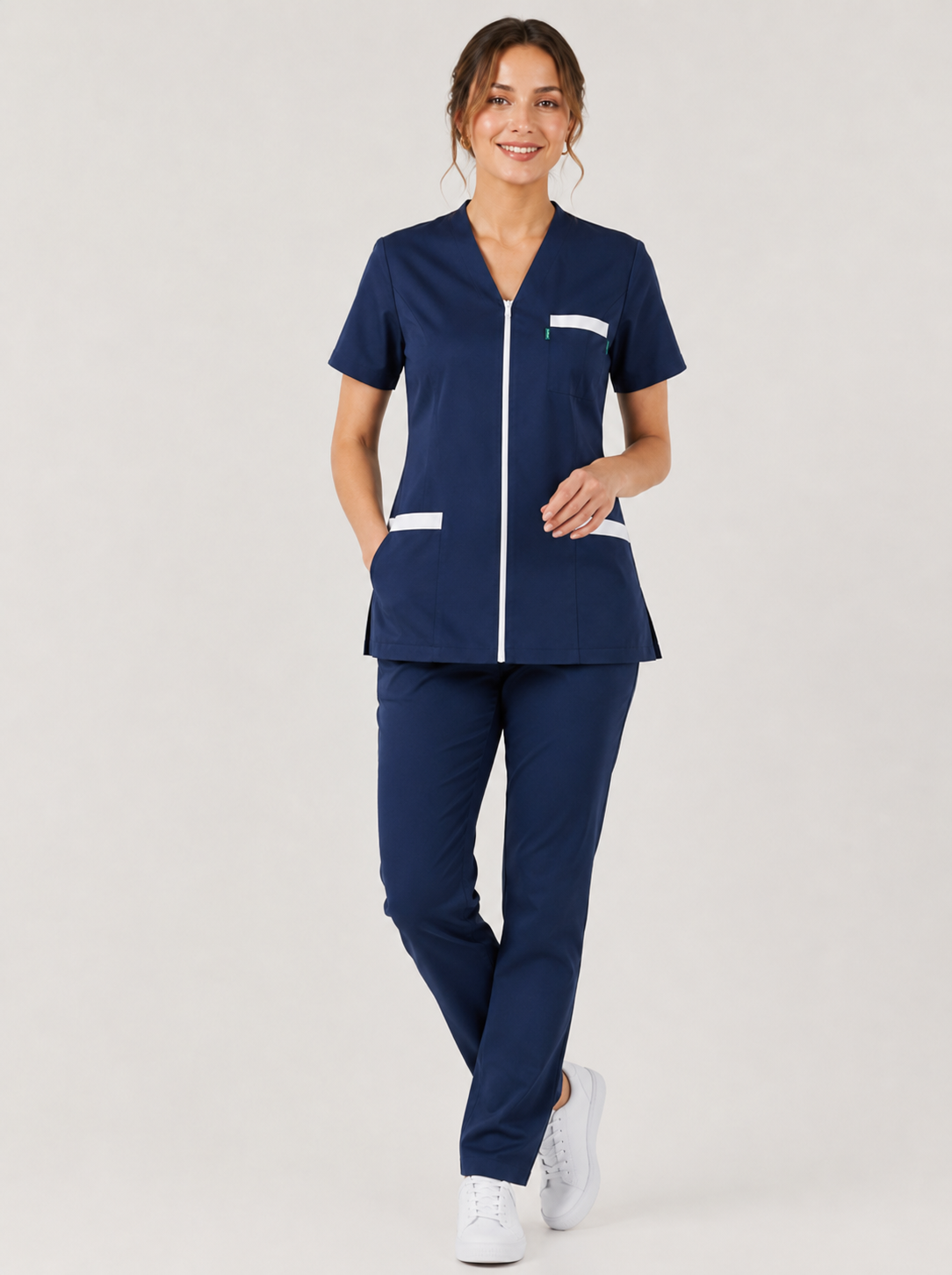 Blouse Médicale Femme en Couleurs à Fermeture Zippée – 100% Coton – Coupe Ajustée – Longueur 70-73 cm