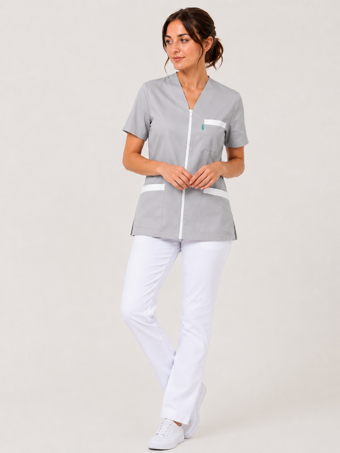 Blouse Médicale Femme en Couleurs à Fermeture Zippée – 100% Coton – Coupe Ajustée – Longueur 70-73 cm