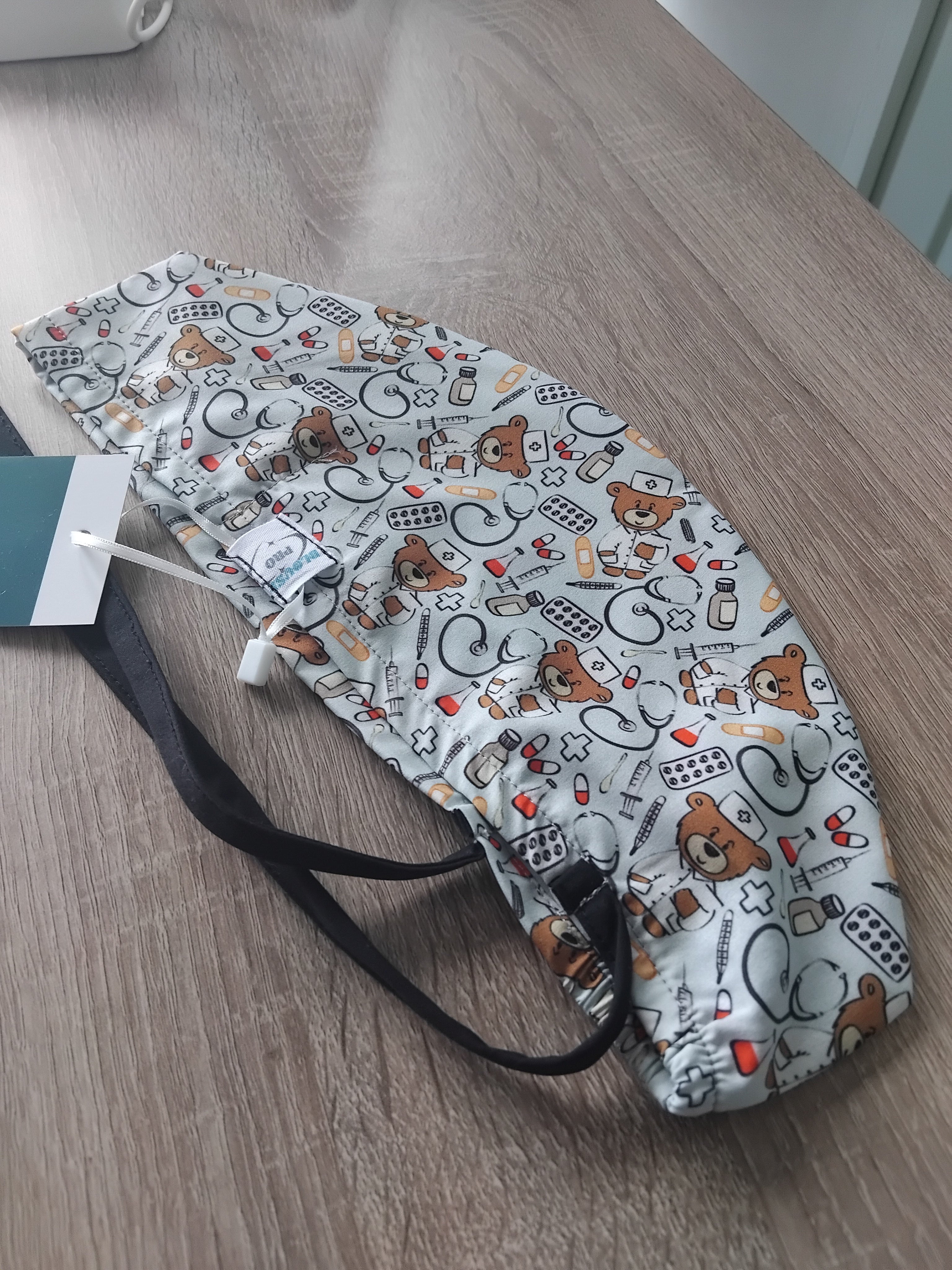 Patterned and coloured unisex surgical cap – standard size