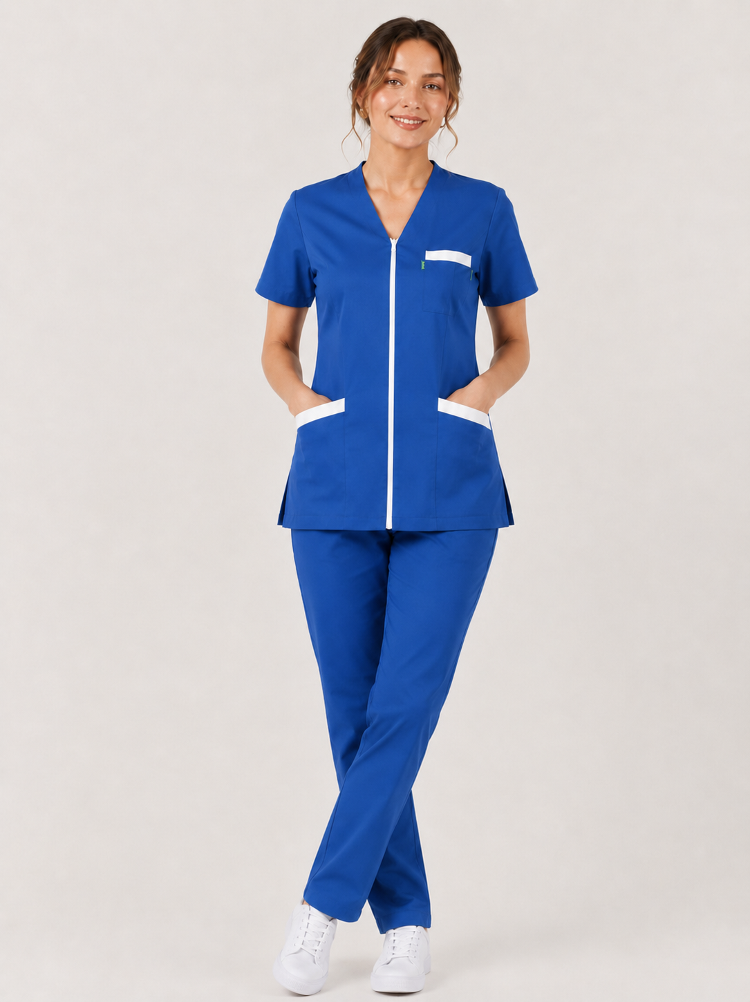 Blouse Médicale Femme en Couleurs à Fermeture Zippée – 100% Coton – Coupe Ajustée – Longueur 70-73 cm